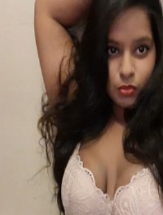 Sexy Indian Girl Teasing And Showing Boobs 1