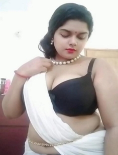 Horny Bangladeshi Bathing