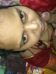 Desi Sexy Wife Blowjob In Home