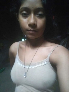 Desi Beautiful Cute Girl Nude Video